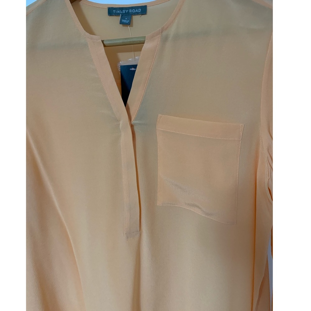 Tinley Road 100% Silk Peach Blouse - Picture 3 of 5